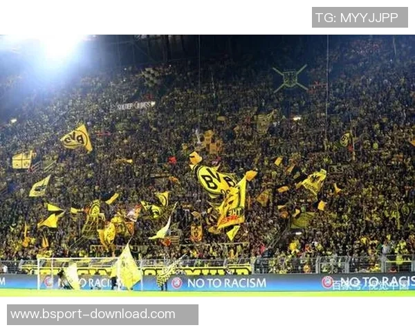 中超惊现冷门多特蒙德大胜曼联四球引发全场狂欢