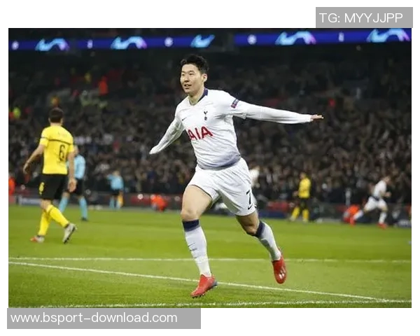 中超精彩对决多特蒙德大胜热刺补时进球点燃全场激情