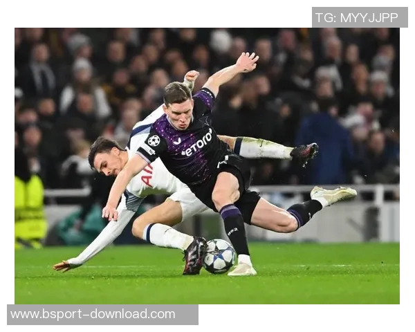 中超精彩对决曼联大胜热刺六比二乌龙球成比赛转折点战术分析