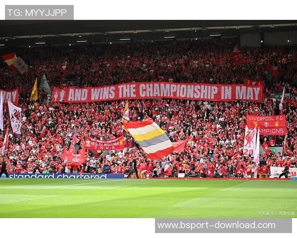 友谊赛精彩瞬间拜仁凭补时进球小胜波尔图引发全场欢呼